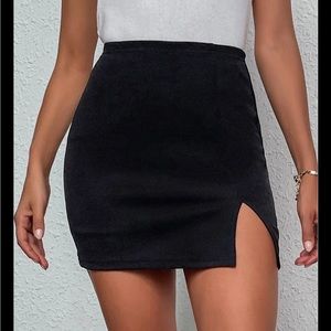 Solid Split Hem Skirt
